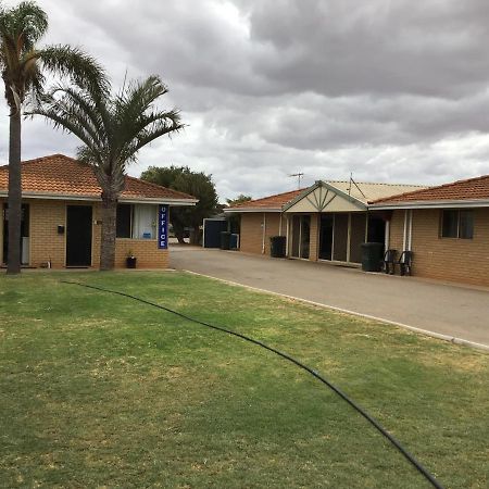 Rhodeside Lodge Geraldton Bagian luar foto